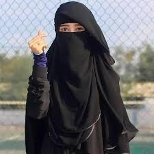 মহিলা মাদ্রাসার মেয়েদের পিক